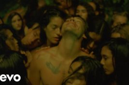 harry styles lights up